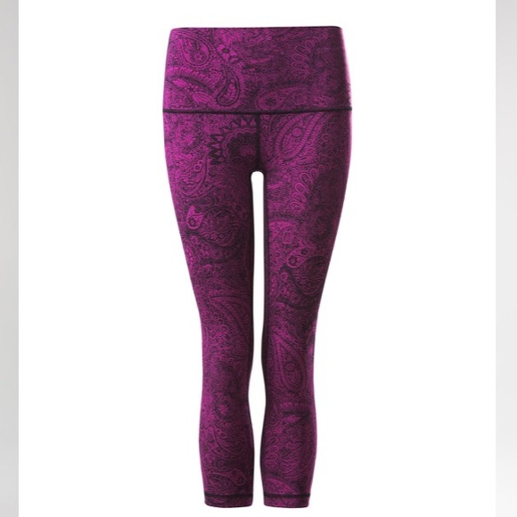 Lululemon Wunder Under Crop (Hi-rise) Size 6 - Picture 7 of 7